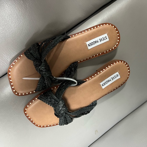 Steve Madden slippers size 8 - Picture 2 of 3